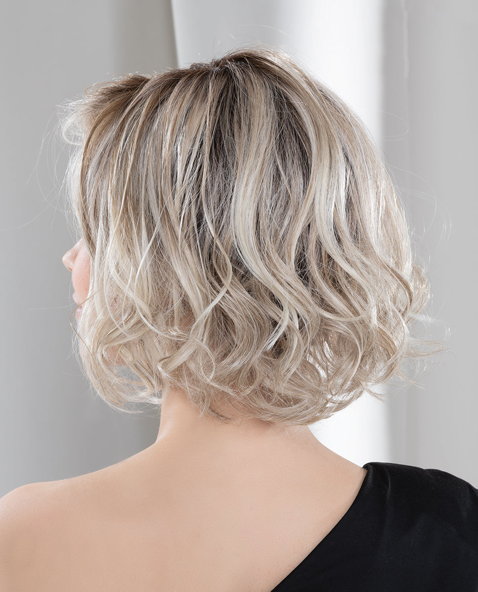 Perücke Stella Mono Part