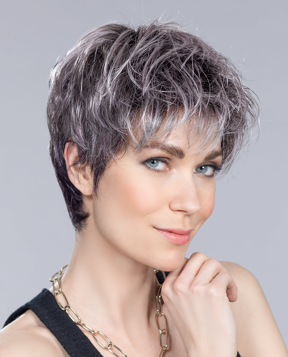 Perücke Stop Hi Tec